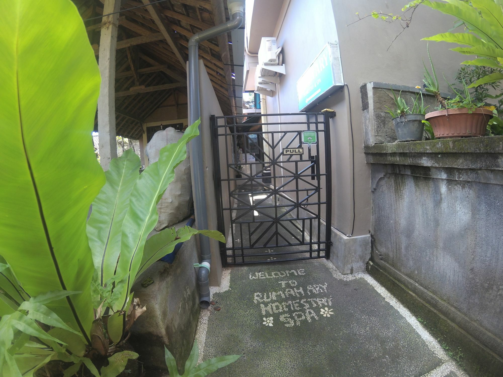 אובוד Rumah Ary Homestay & Spa מראה חיצוני תמונה